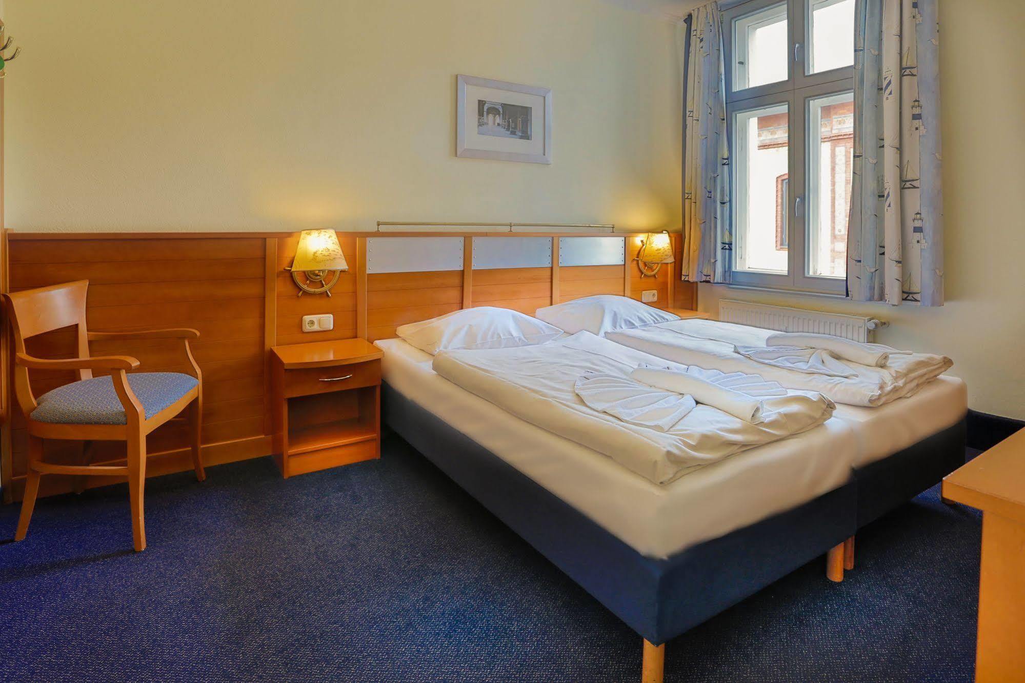Hiddenseer Hotel Stralsund Ngoại thất bức ảnh