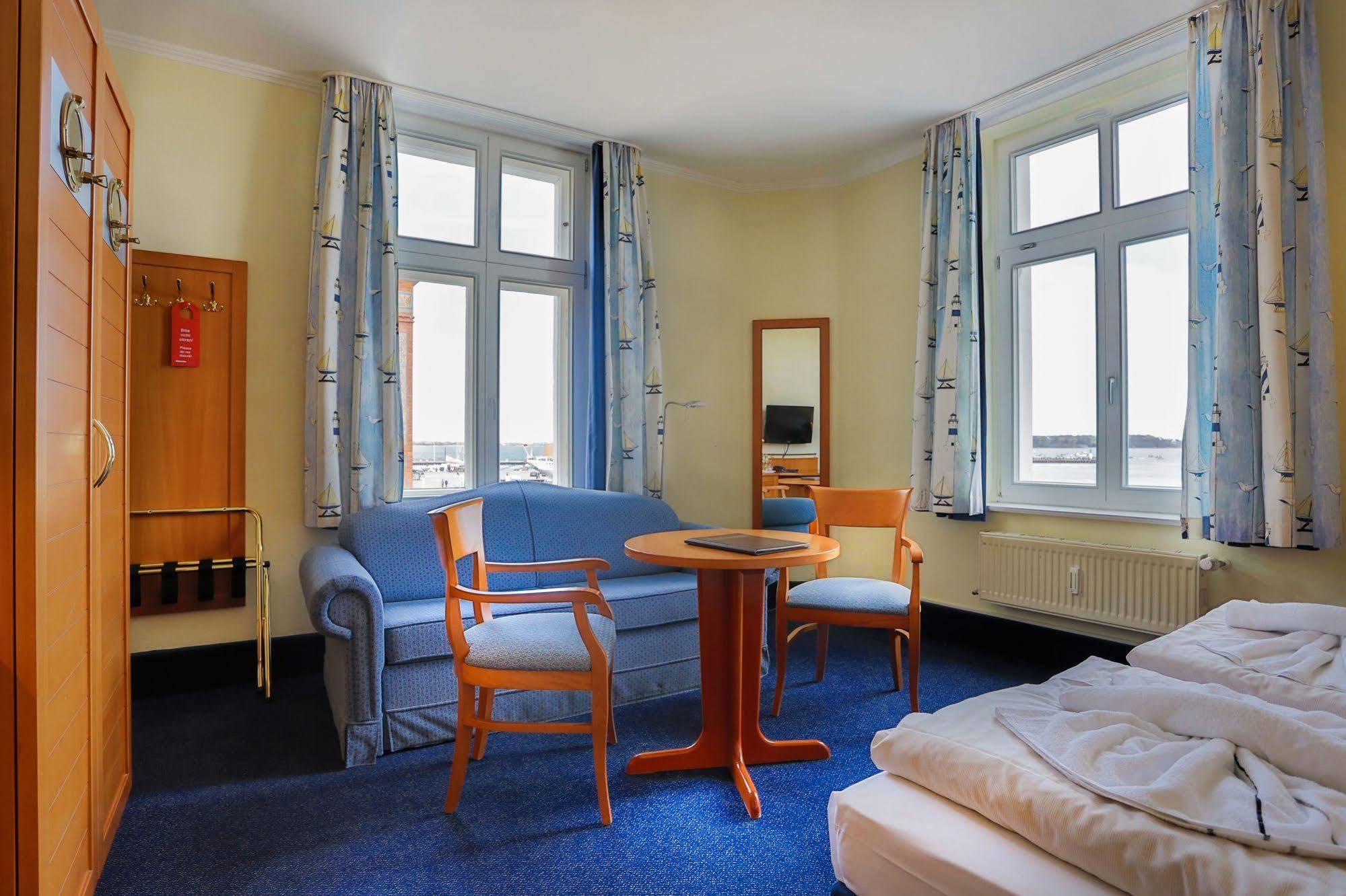 Hiddenseer Hotel Stralsund Ngoại thất bức ảnh
