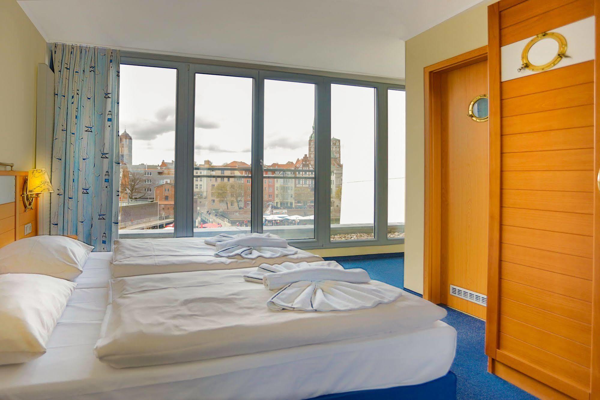 Hiddenseer Hotel Stralsund Ngoại thất bức ảnh