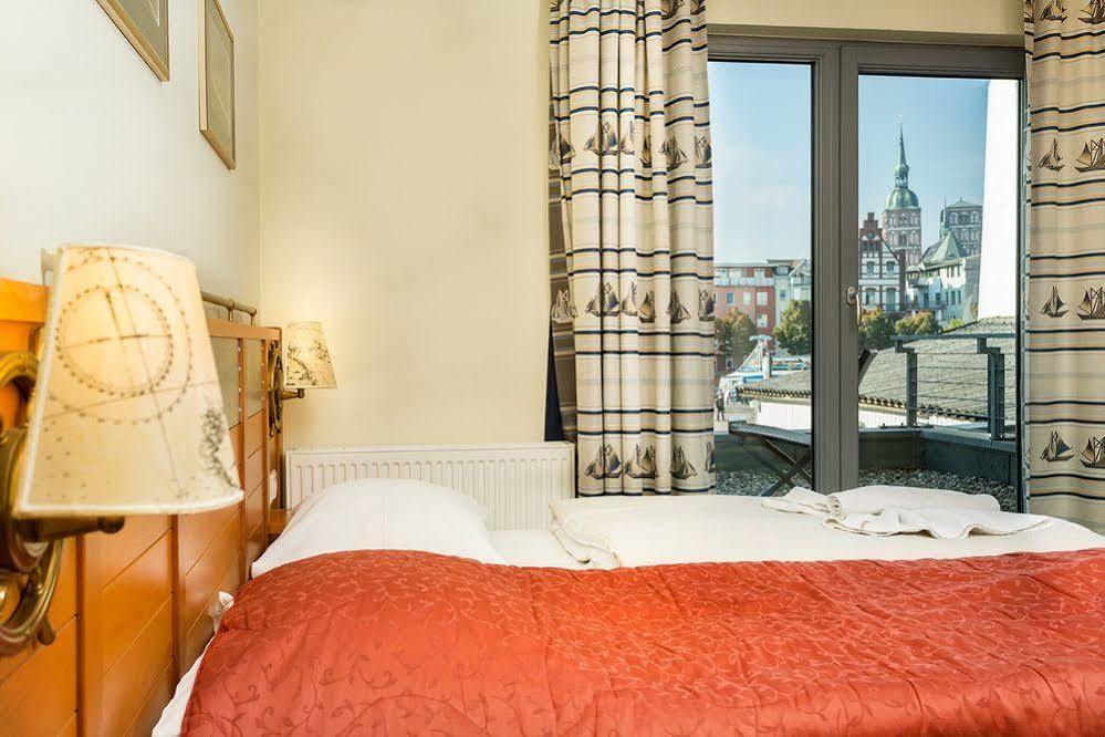 Hiddenseer Hotel Stralsund Ngoại thất bức ảnh